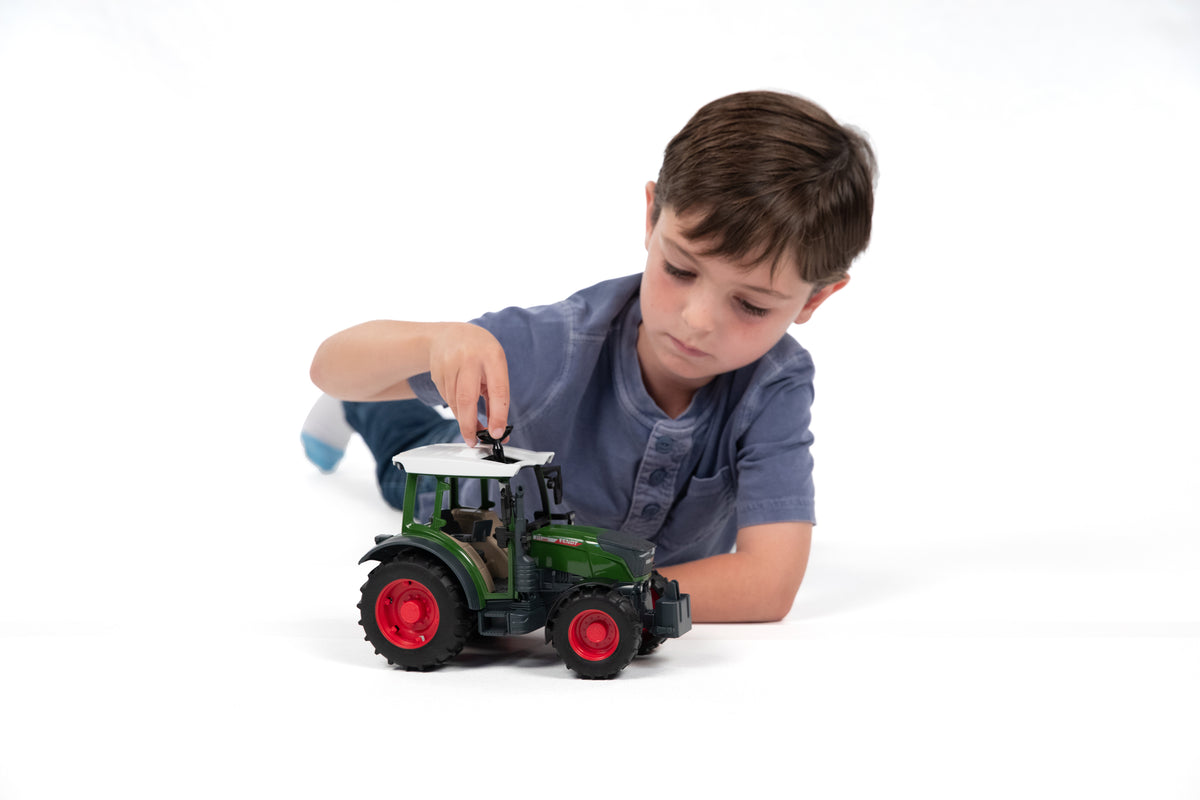 Tracteur fendt vario 211 avec chargeur et remorque | vehicules-garages | jouéclub Tracteur fendt vario 211 avec chargeur et remorque | vehicules-garages | jouéclub