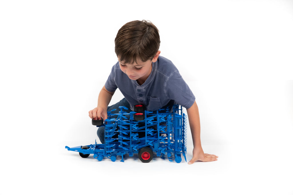 Bruder 02228 Lemken Cultivator Koralin 9 18.10.10