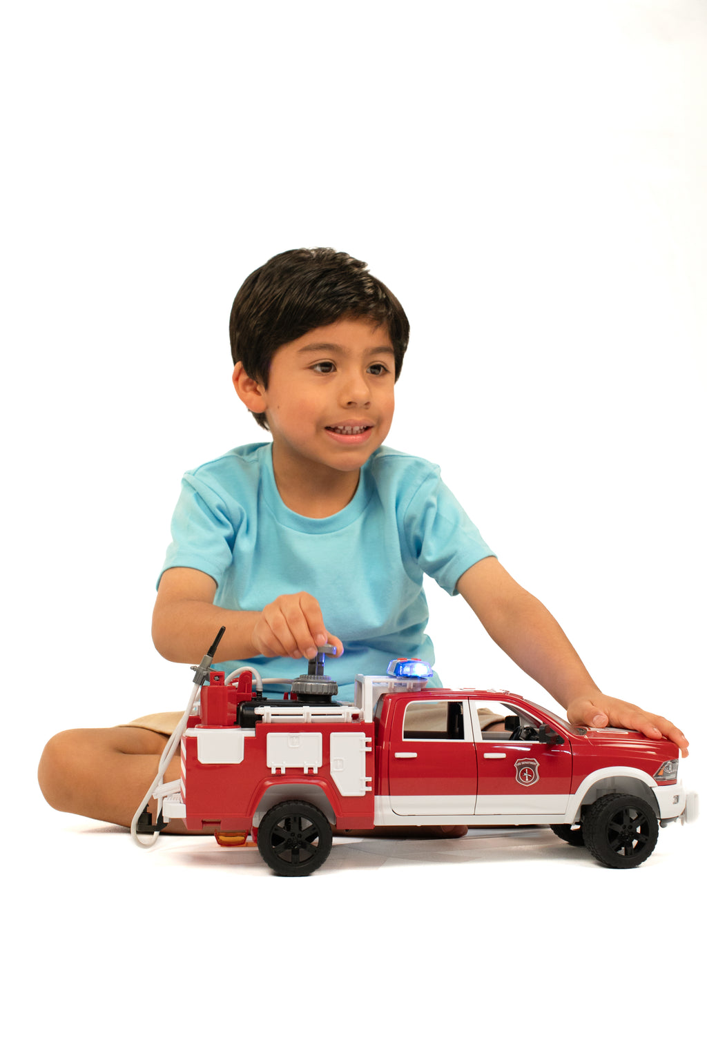 Bruder 02544 Ram 2500 Fire Truck with L+S Module 20.12.8