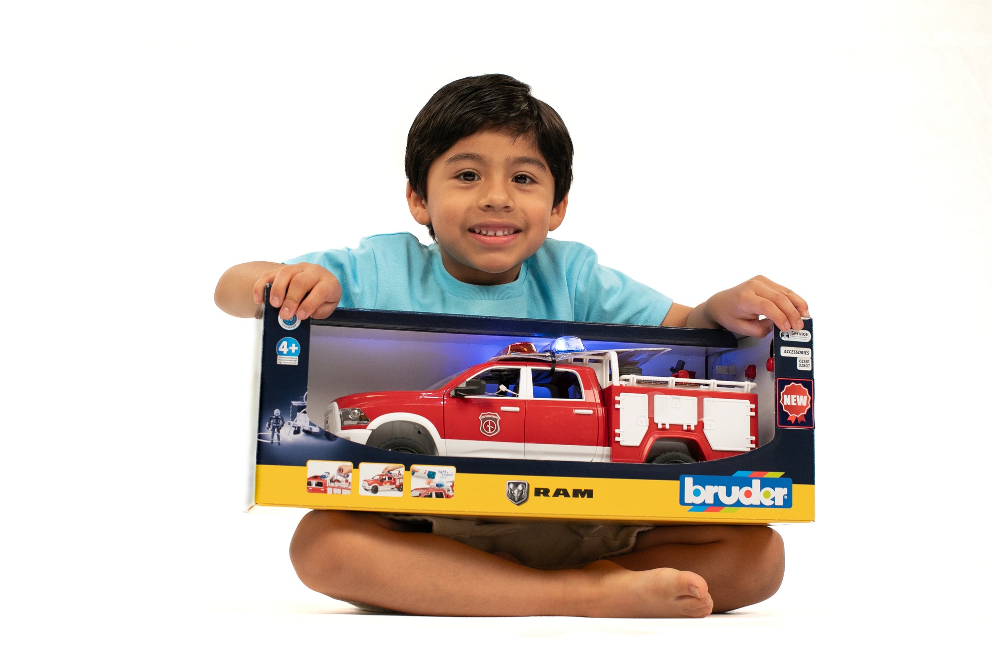 Bruder 02544 Ram 2500 Fire Truck with L+S Module 20.12.8
