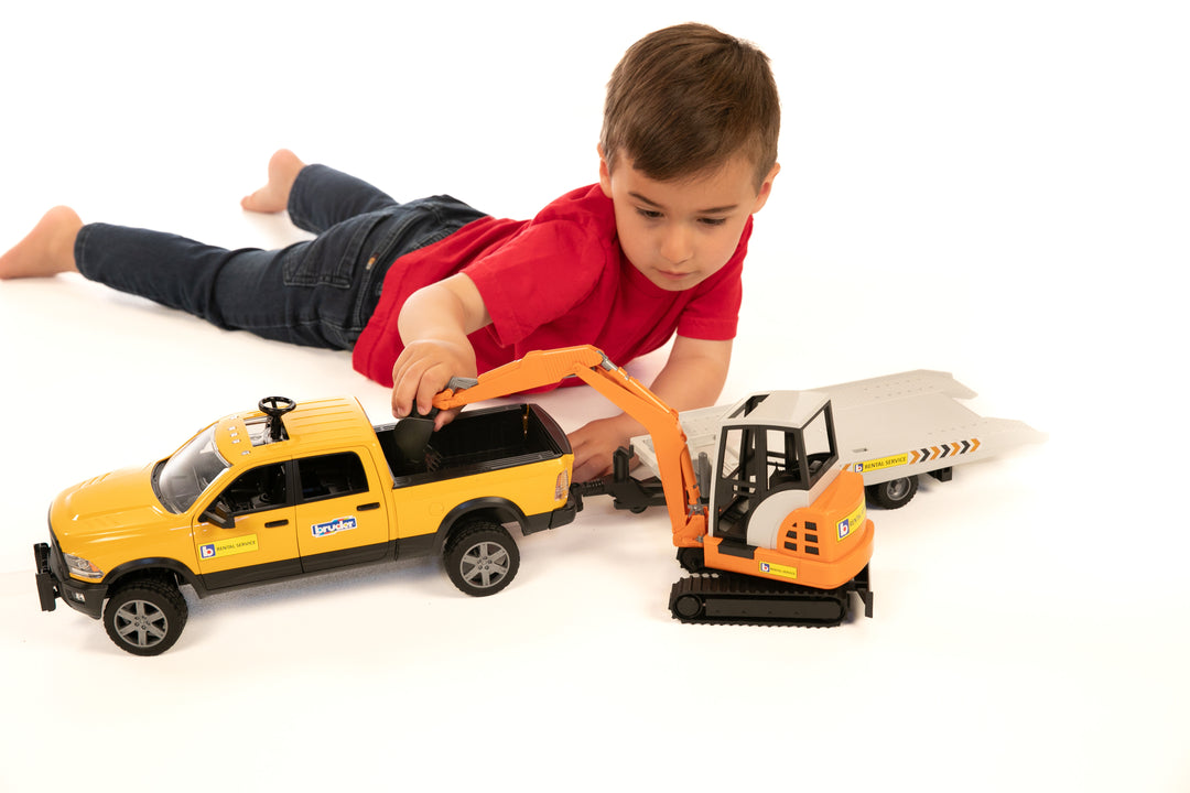 Bruder 02546 *New* Ram Rental Service with Mini Excavator