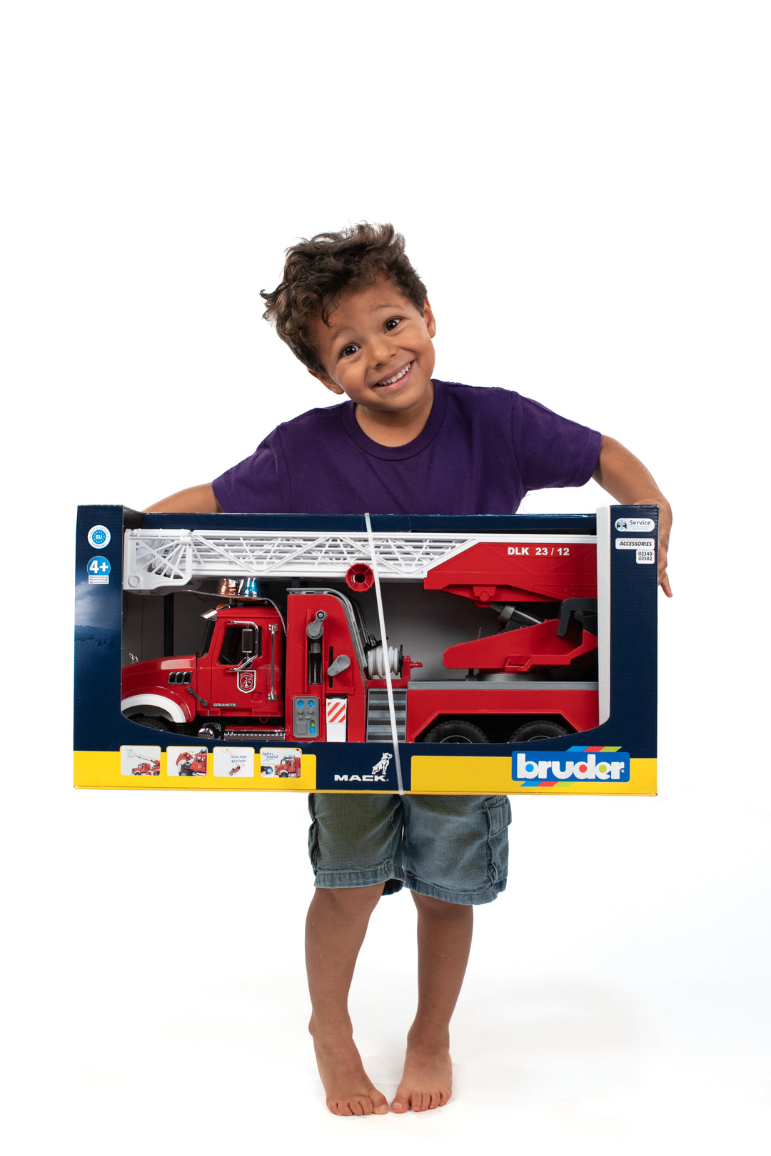 Bruder 02821 MACK Granite Fire Engine w/ Water Pump and