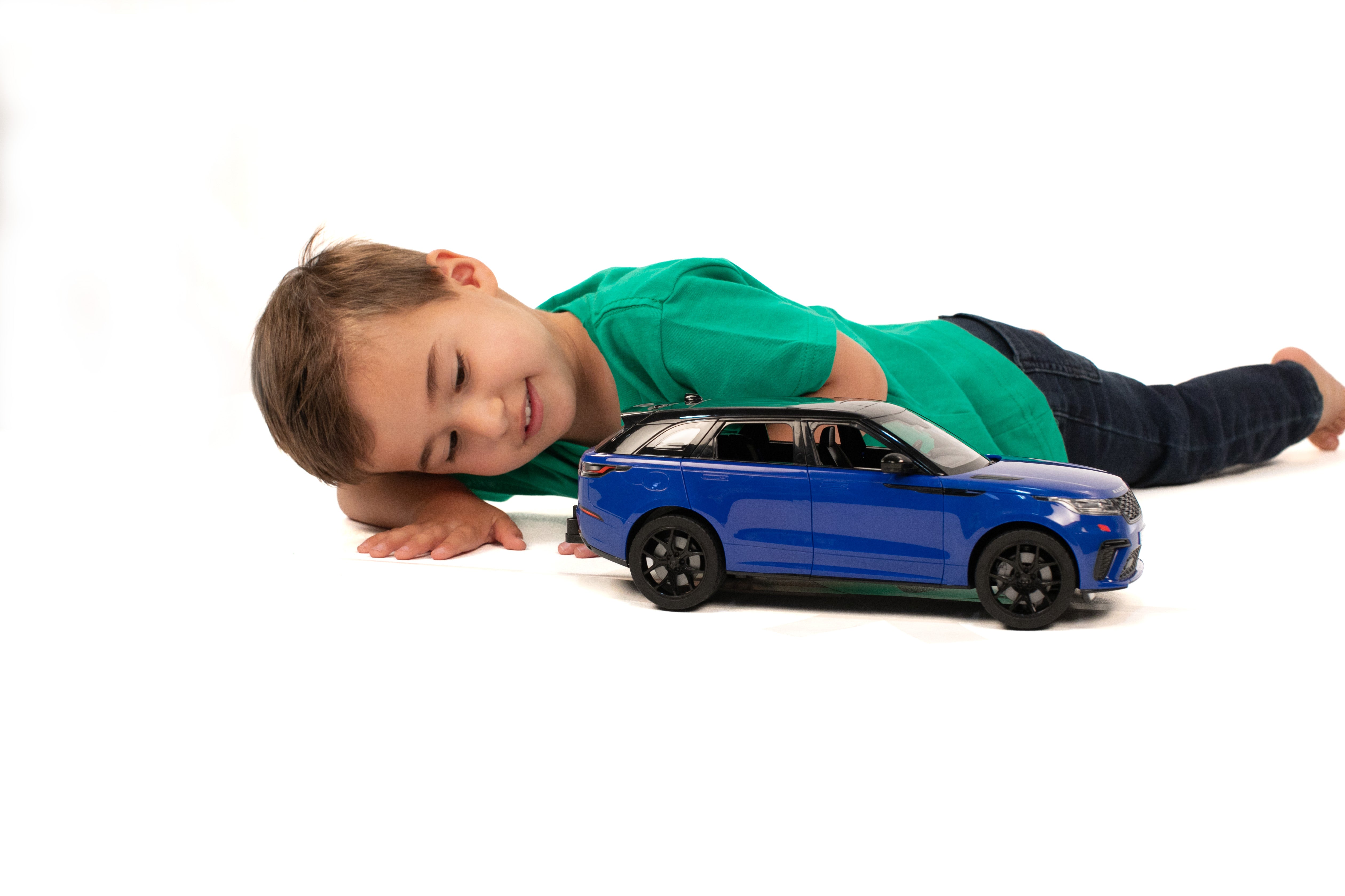 Range Rover Velar – Bruder – Bruder Toy Shop