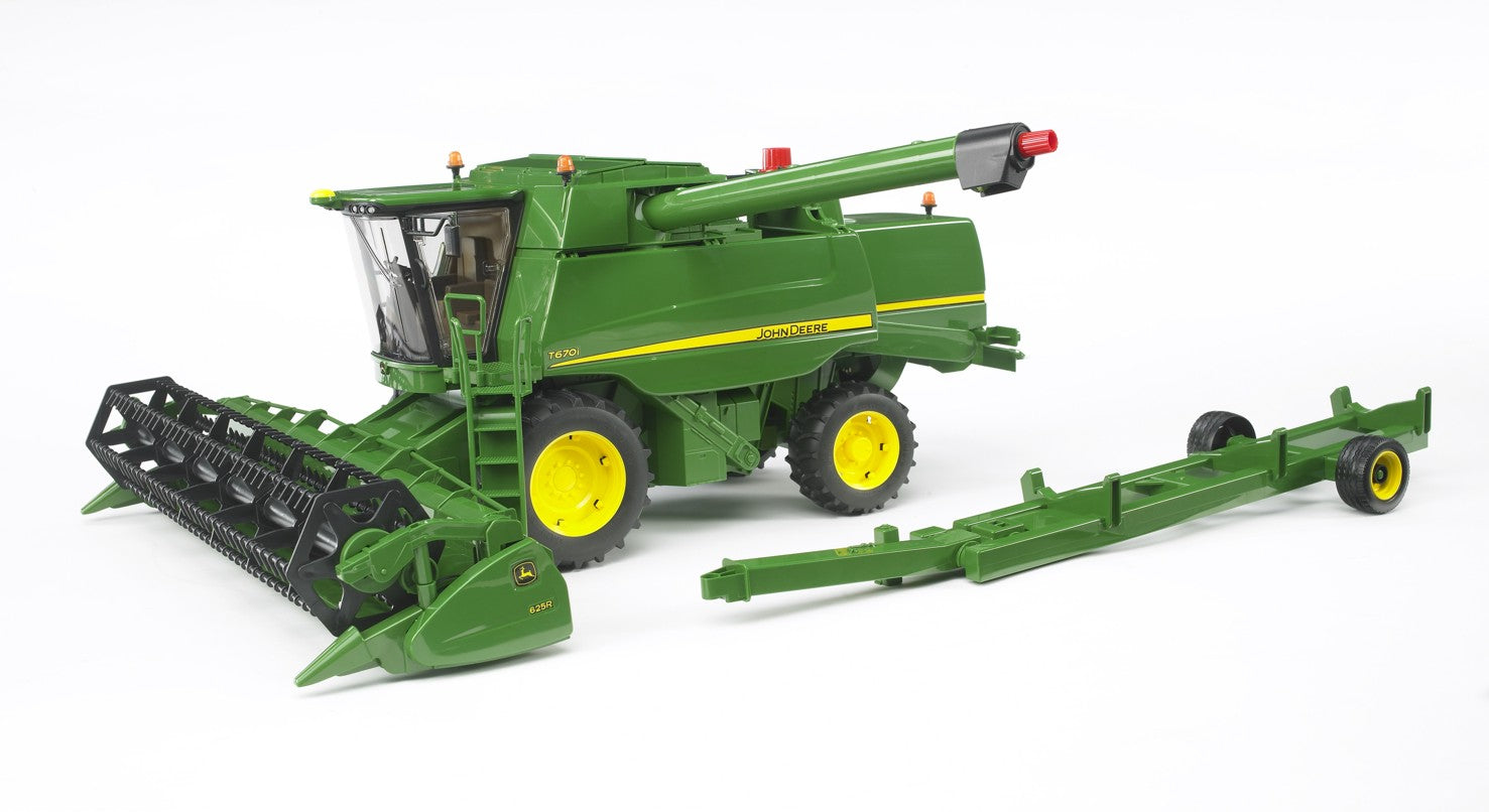 Bruder 09804 John Deere T670i Combine Harvester 22.16.8