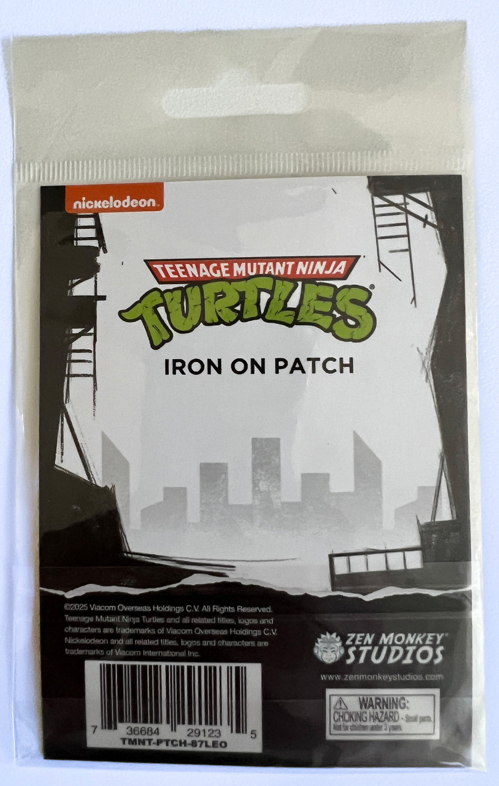 TMNT29123 TMNT - 1980's Cartoon Leonardo Iron On Patch w/ Customizable Autograph!*