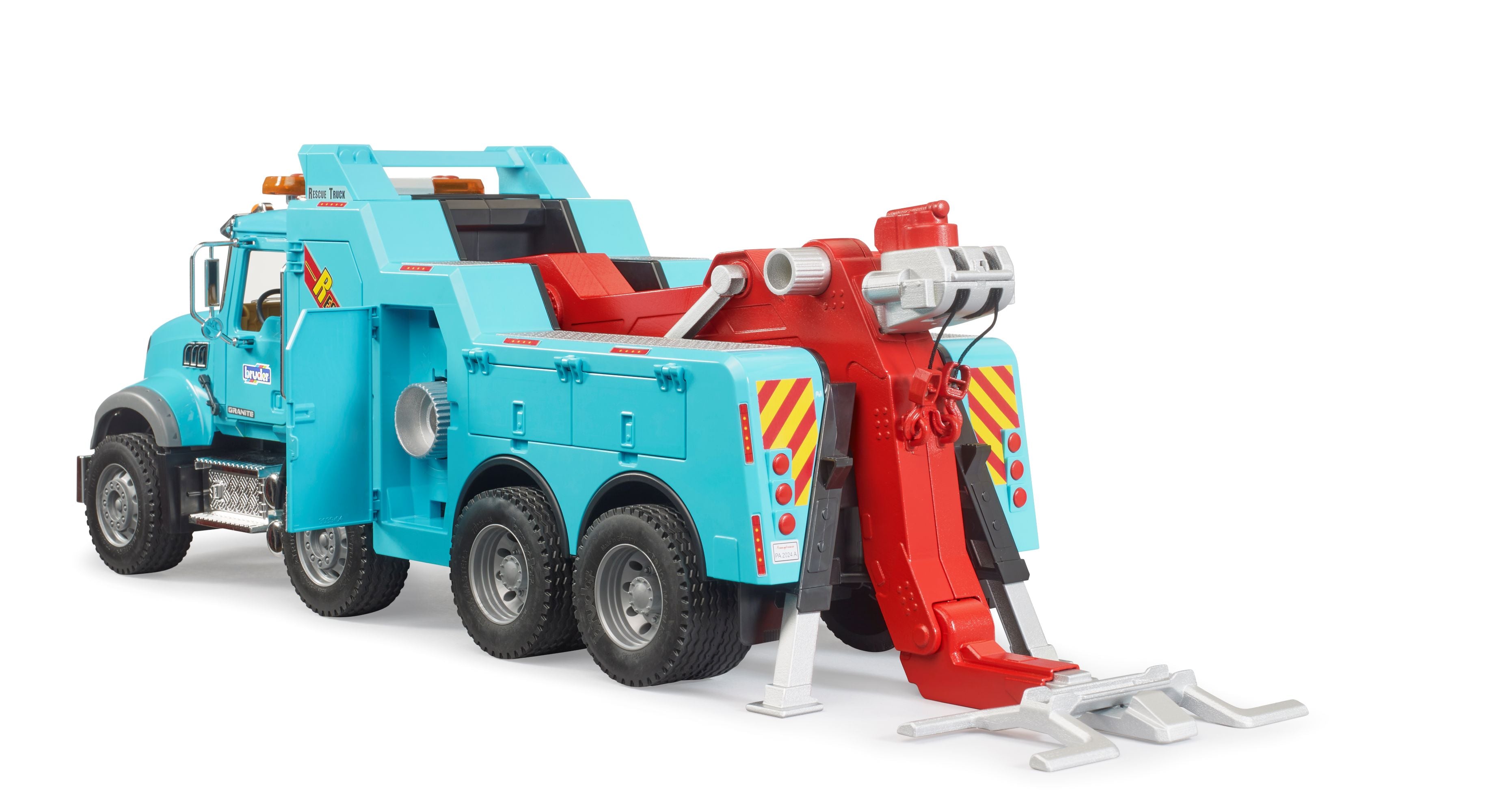 MACK Granite Recovery and Towing Truck with light and s – Bruder