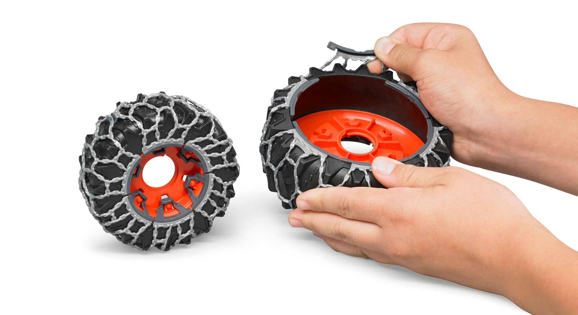 Bruder 03018 *New* Claas Axion 950 with Snow Chains and Snow Blade 20.12.8