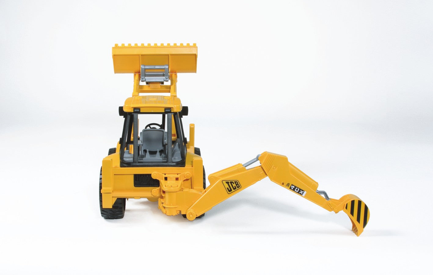 Bruder 02428 JCB 4CX Backhoe Loader — 1:16 Toy Backhoe Loader
