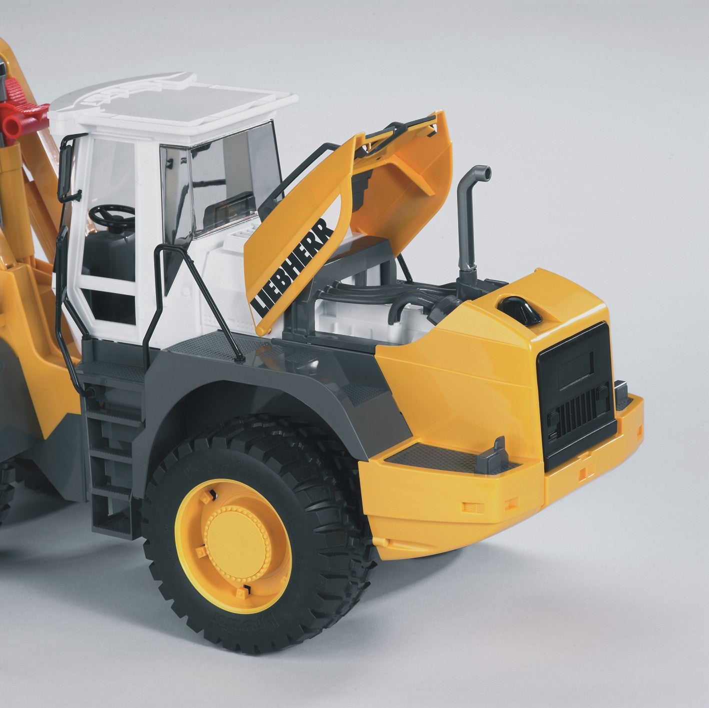 Liebherr Articulated road loader L574 – Bruder – Bruder Toy Shop