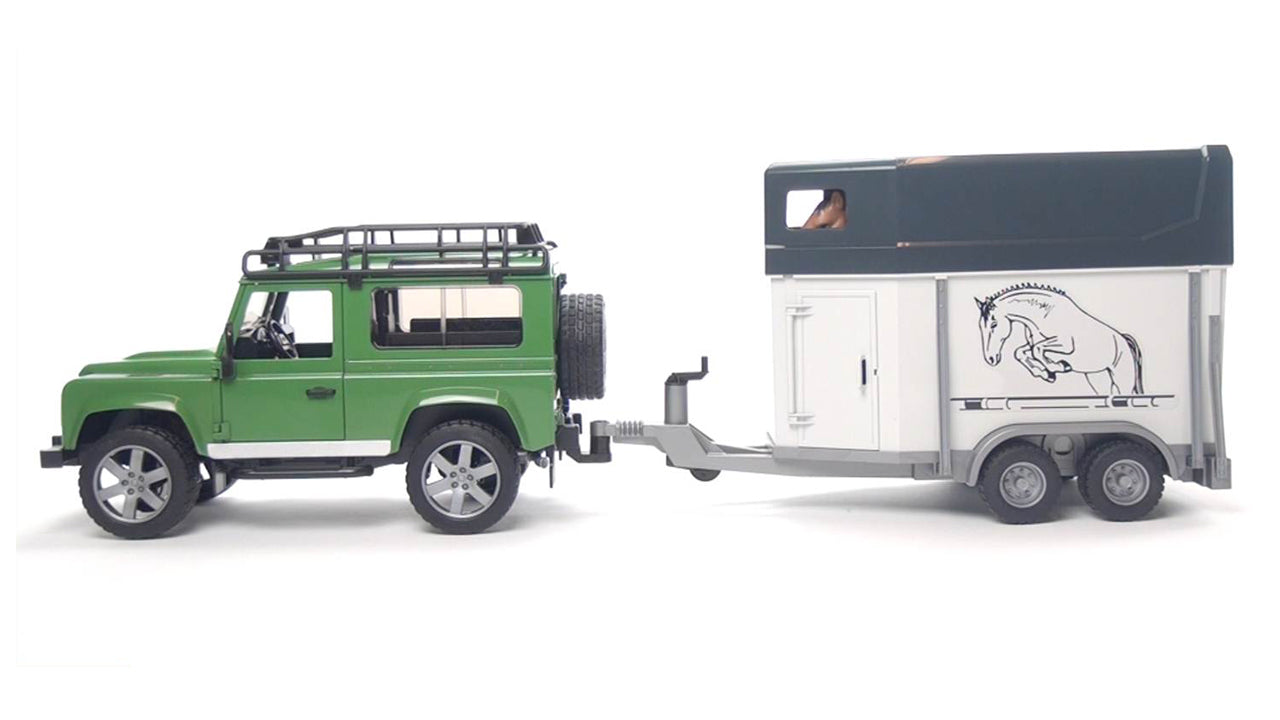 Bruder 02592 Land Rover Defender with Horse Trailer and Horse 26.10.10