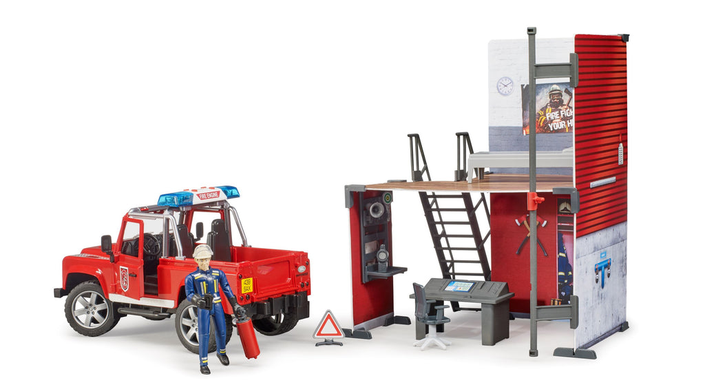 Bruder 62701 Bworld Fire Station w/ Land Rover Defender and Fireman 18.10.10