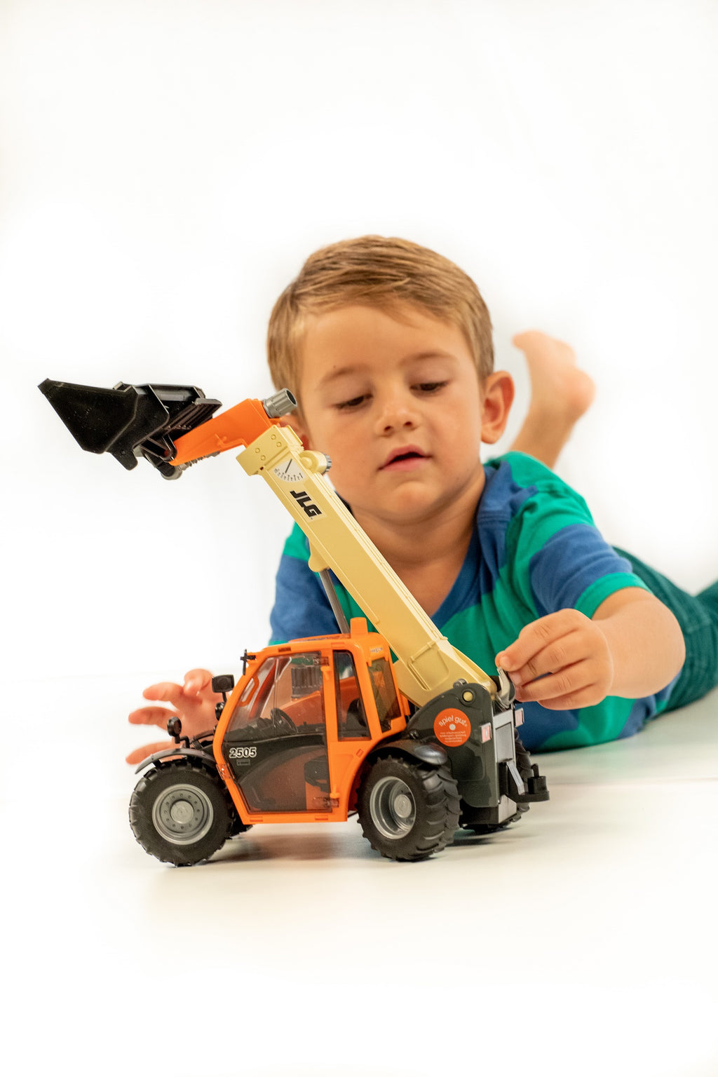 Bruder 02140 JLG 2505 Telehandler 18.10.10