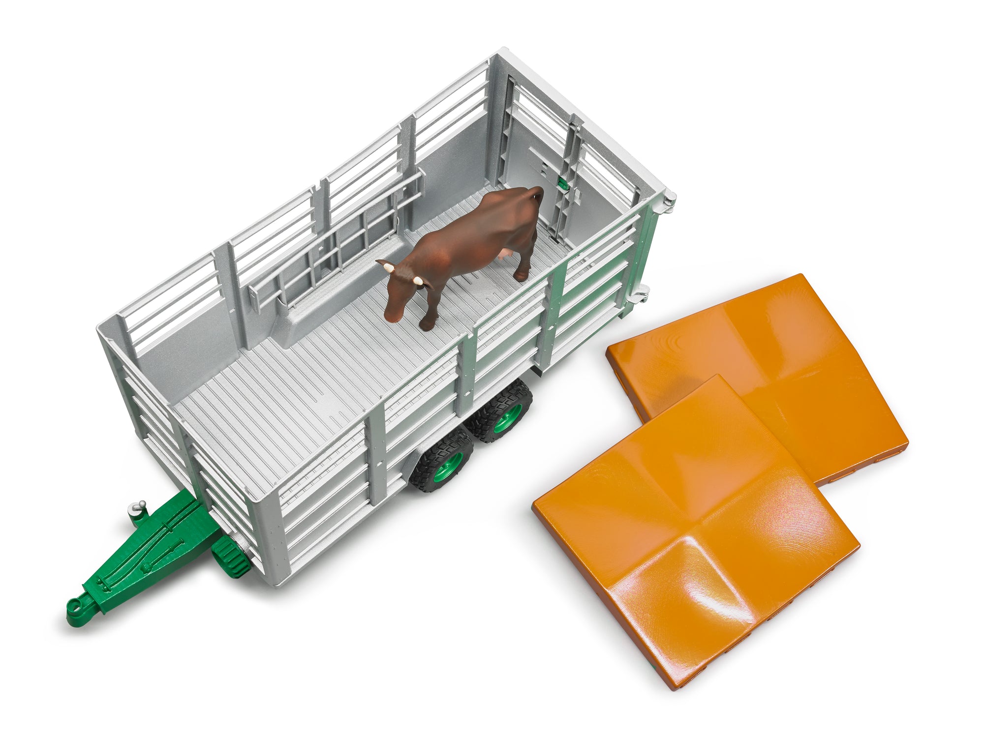 Bruder 02227 Livestock Trailer with 1 Cow 20.12.8